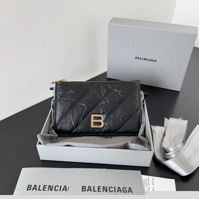 Ba*len*cia*ga wallets